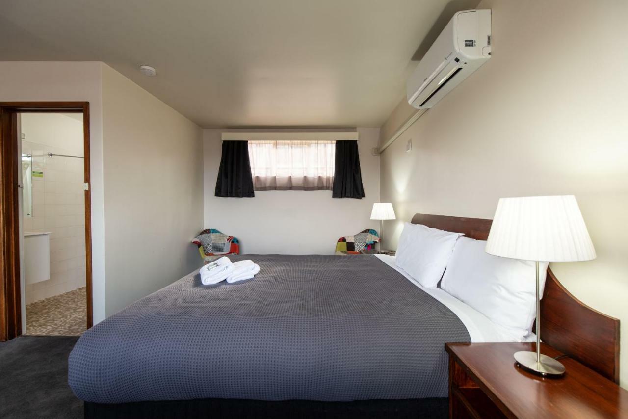 City View Motel Montagu Bay Exterior photo