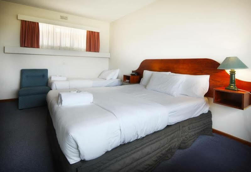 City View Motel Montagu Bay Exterior photo